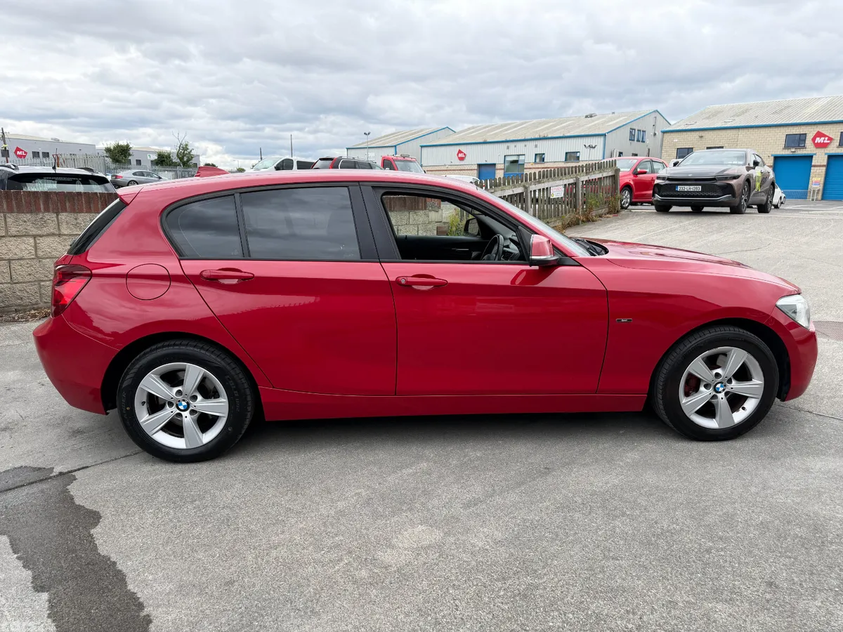 BMW 1-Series Hatchback, Petrol, 2014, Red