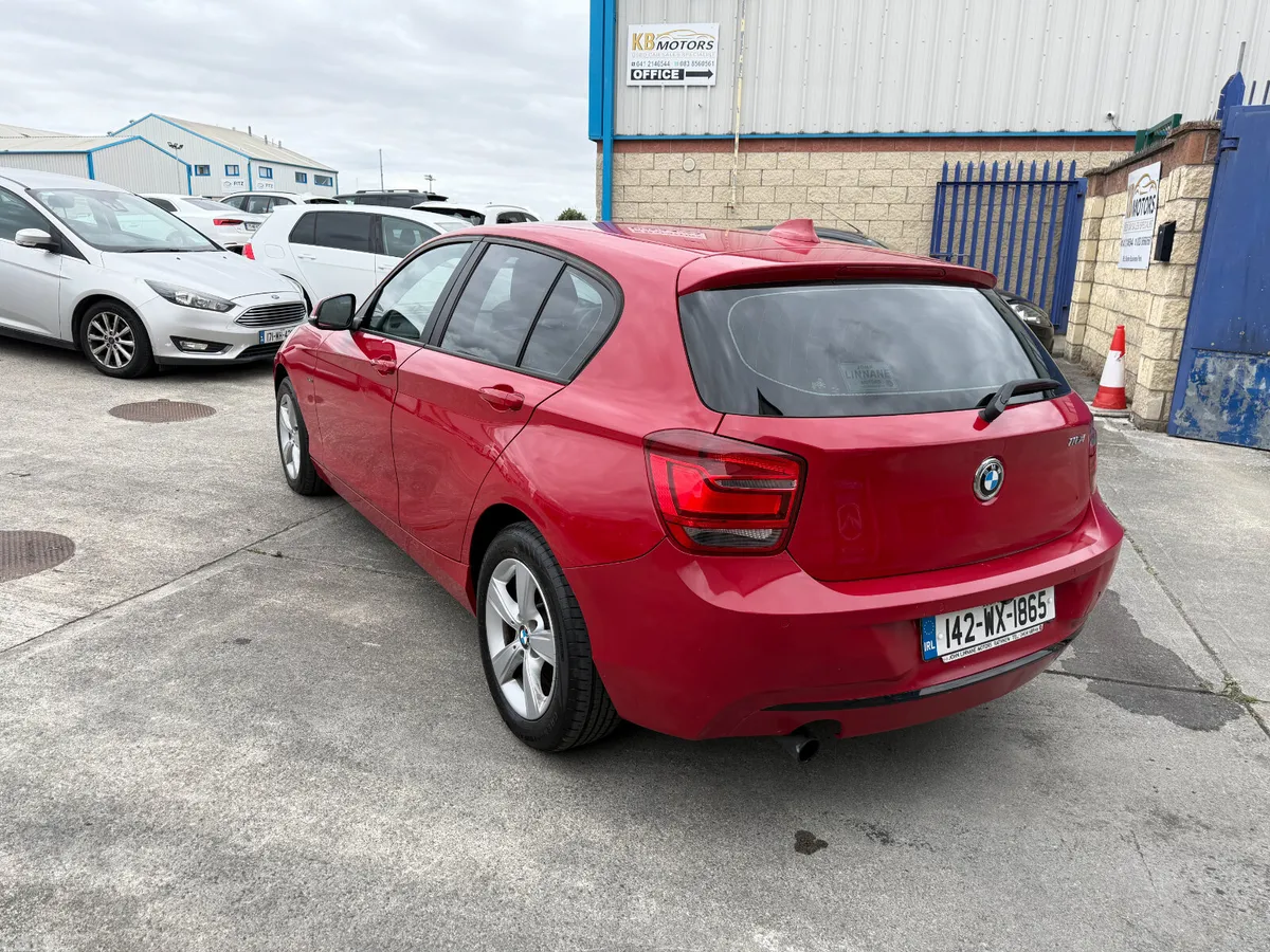 BMW 1-Series Hatchback, Petrol, 2014, Red
