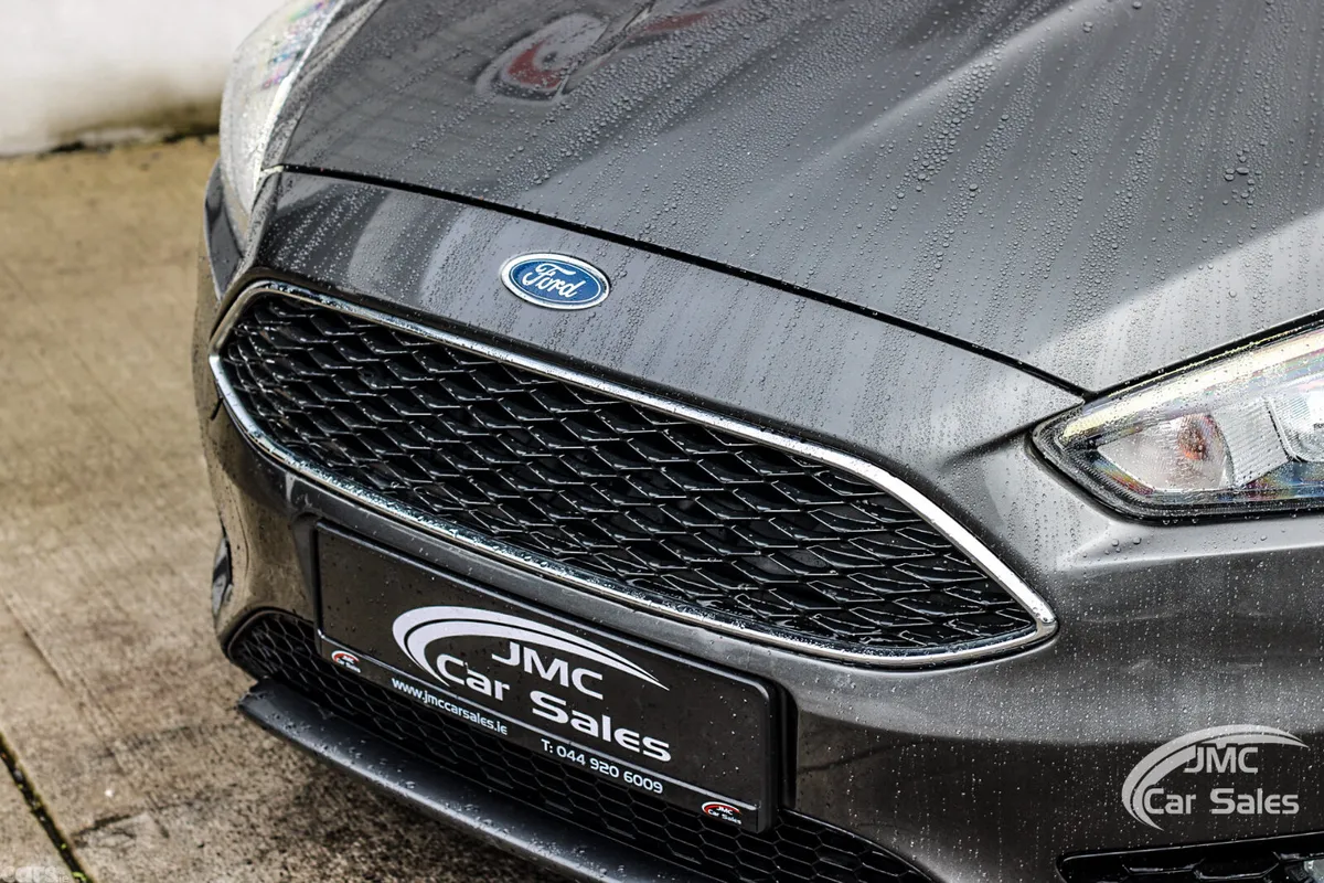 Ford Focus Hatchback, Diesel, 2016, Grey