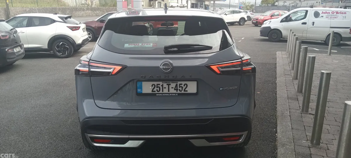 Nissan Qashqai MPV, Petrol Hybrid, 2025, Grey
