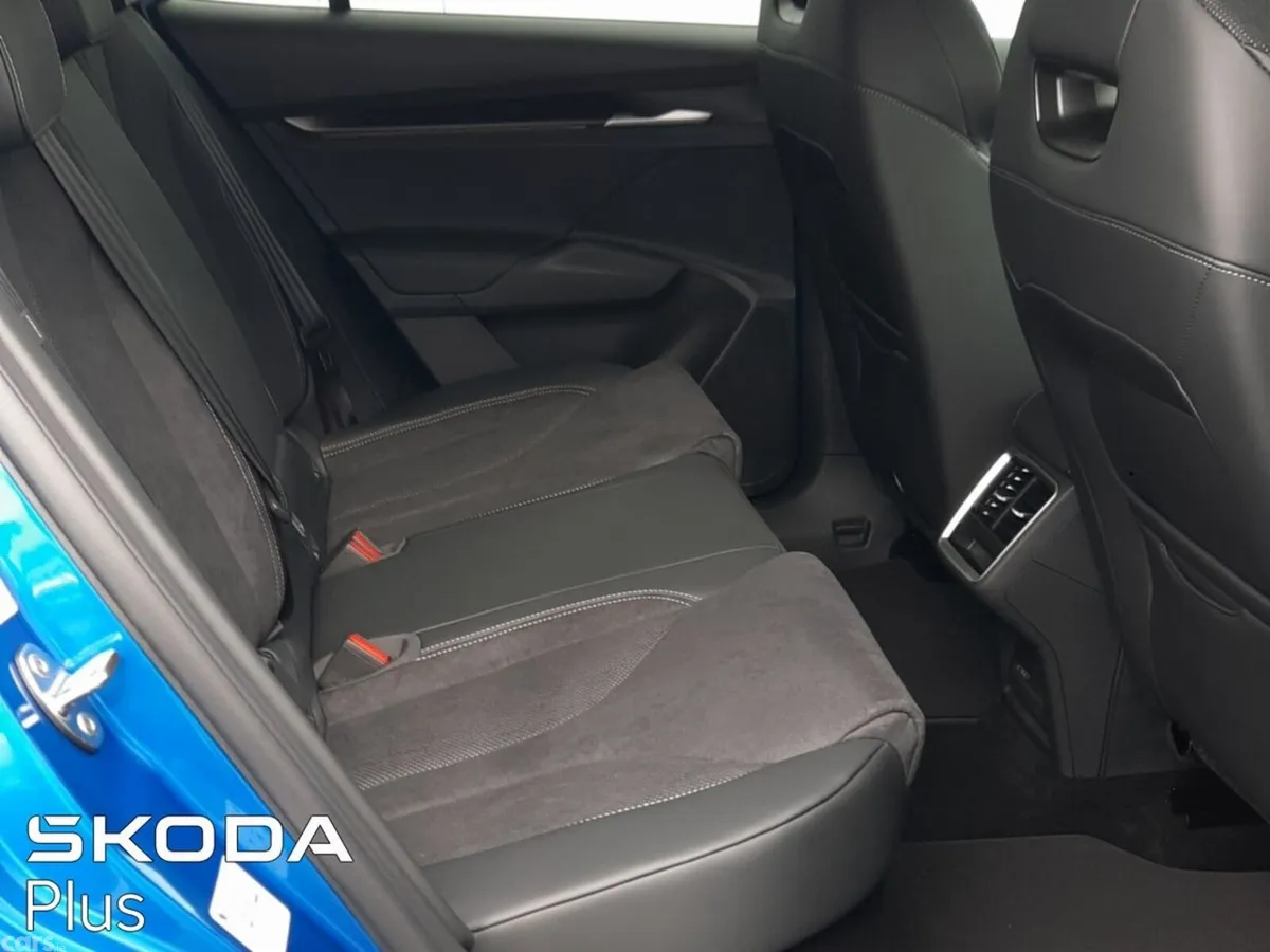 Skoda Elroq Hatchback, Electric, 2026, Blue