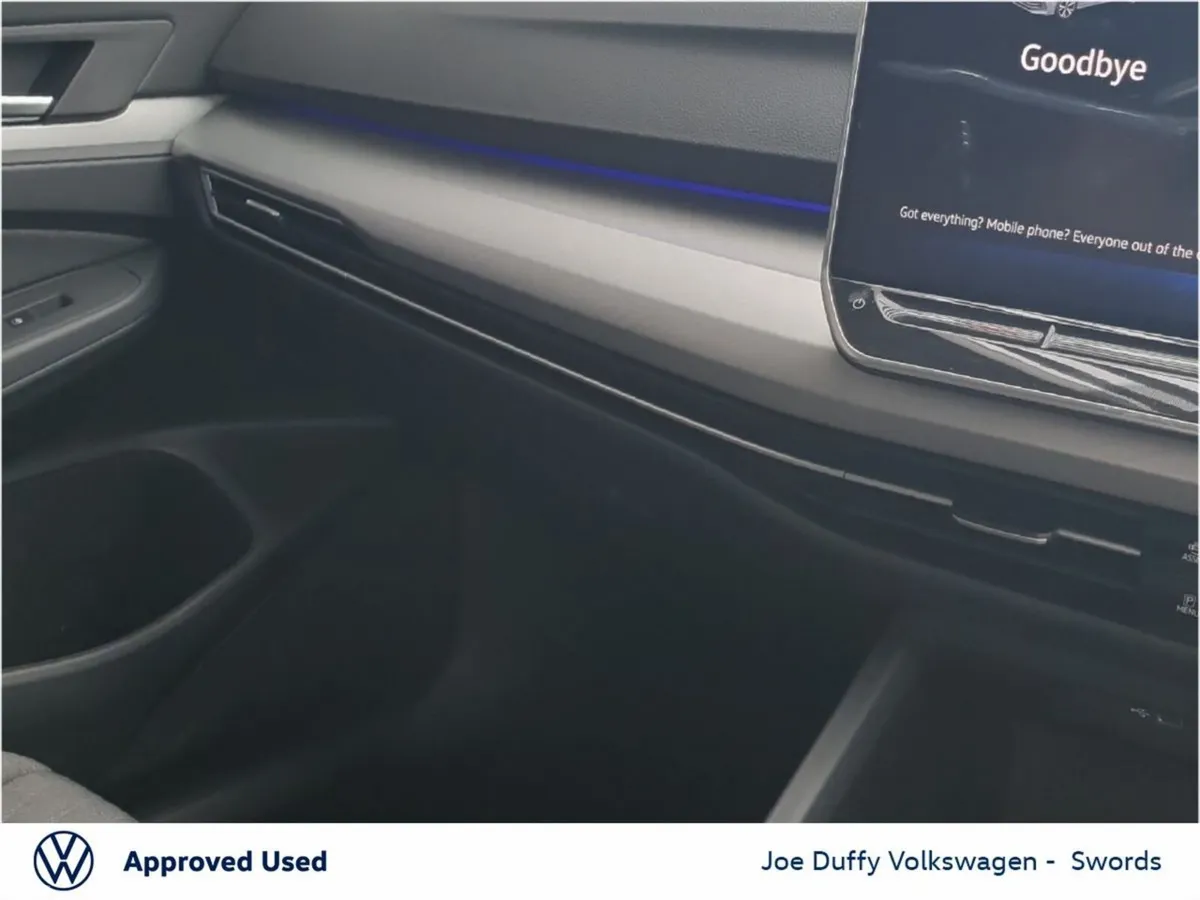 Volkswagen Golf Estate, Petrol Plug-in Hybrid, 2025, Black