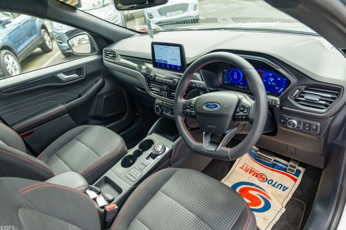 Ford Kuga SUV, Petrol Plug-in Hybrid, 2023, Grey