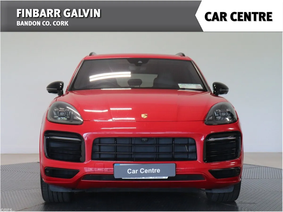 Porsche Cayenne SUV, Petrol Plug-in Hybrid, 2021, Red
