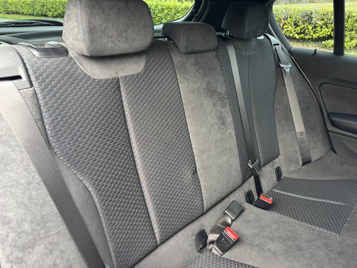 BMW 1-Series Hatchback, Diesel, 2018, White