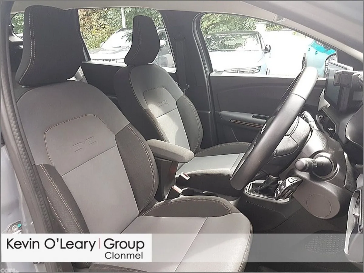 Dacia Jogger MPV, Petrol, 2025, Grey