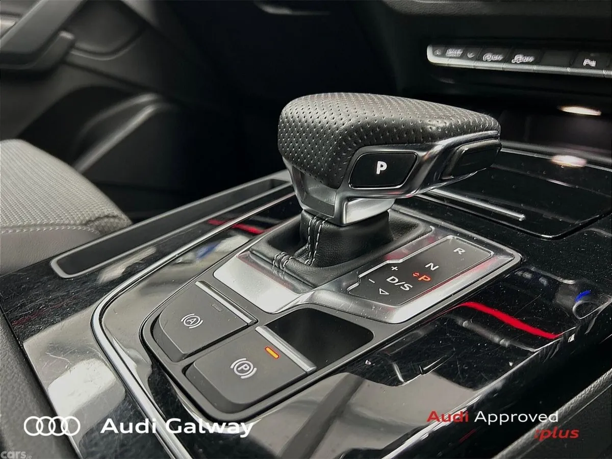 Audi Q5 SUV, Diesel, 2023, Blue