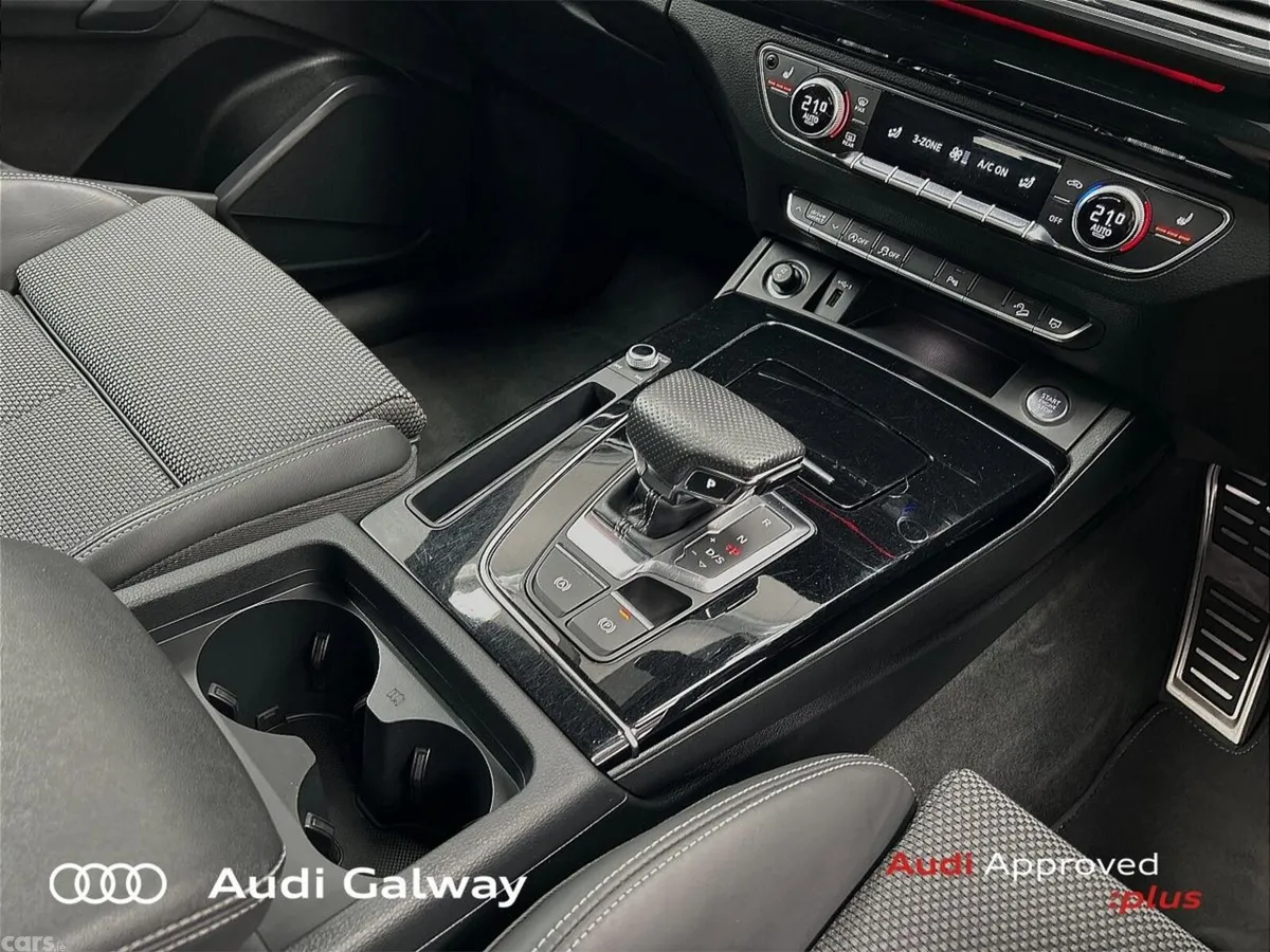 Audi Q5 SUV, Diesel, 2023, Blue