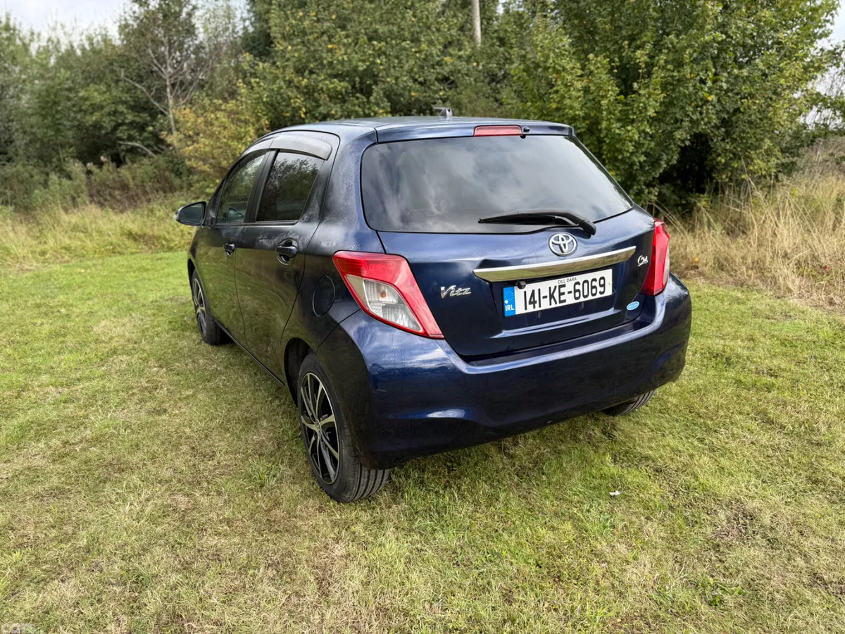 Toyota Vitz Hatchback, Petrol, 2014, Blue