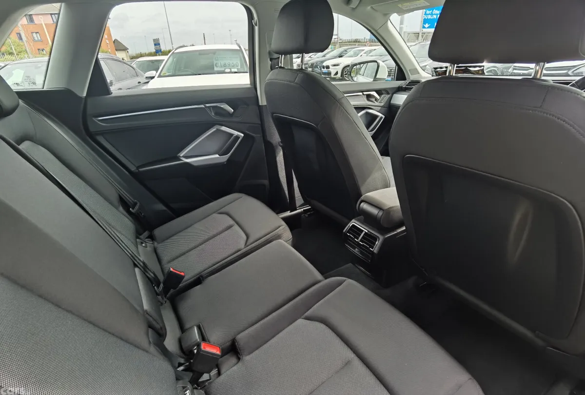 Audi Q3 SUV, Petrol Plug-in Hybrid, 2023, White