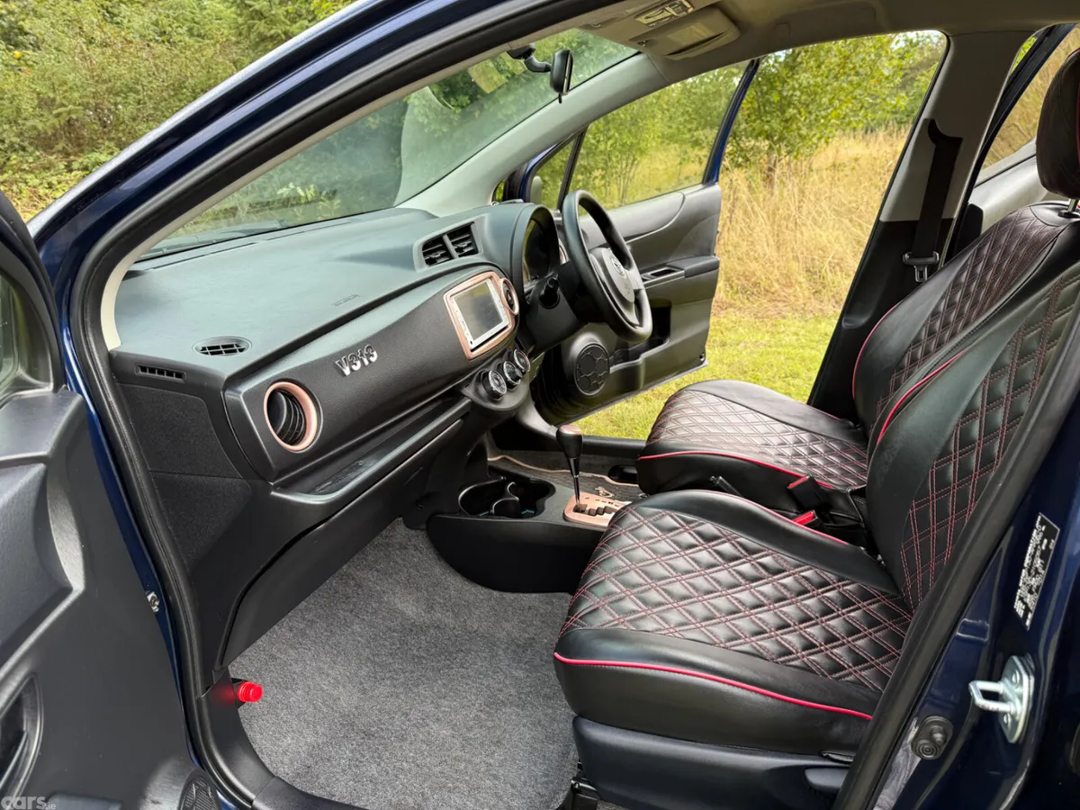 Toyota Vitz Hatchback, Petrol, 2014, Blue