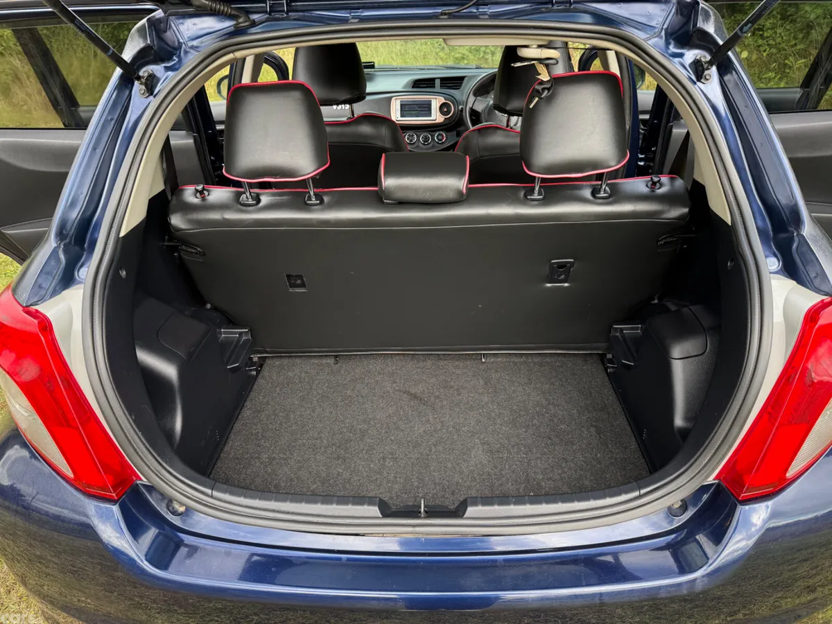 Toyota Vitz Hatchback, Petrol, 2014, Blue