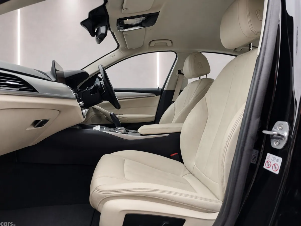 BMW 5-Series Saloon, Petrol, 2019, Black