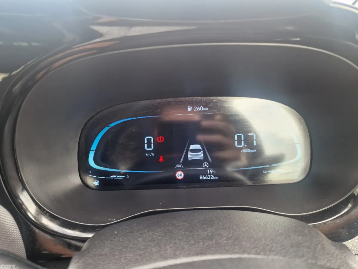 Hyundai i10 Hatchback, Petrol, 2023, White