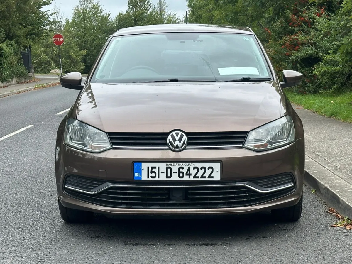 Volkswagen Polo Hatchback, Petrol, 2015, Brown