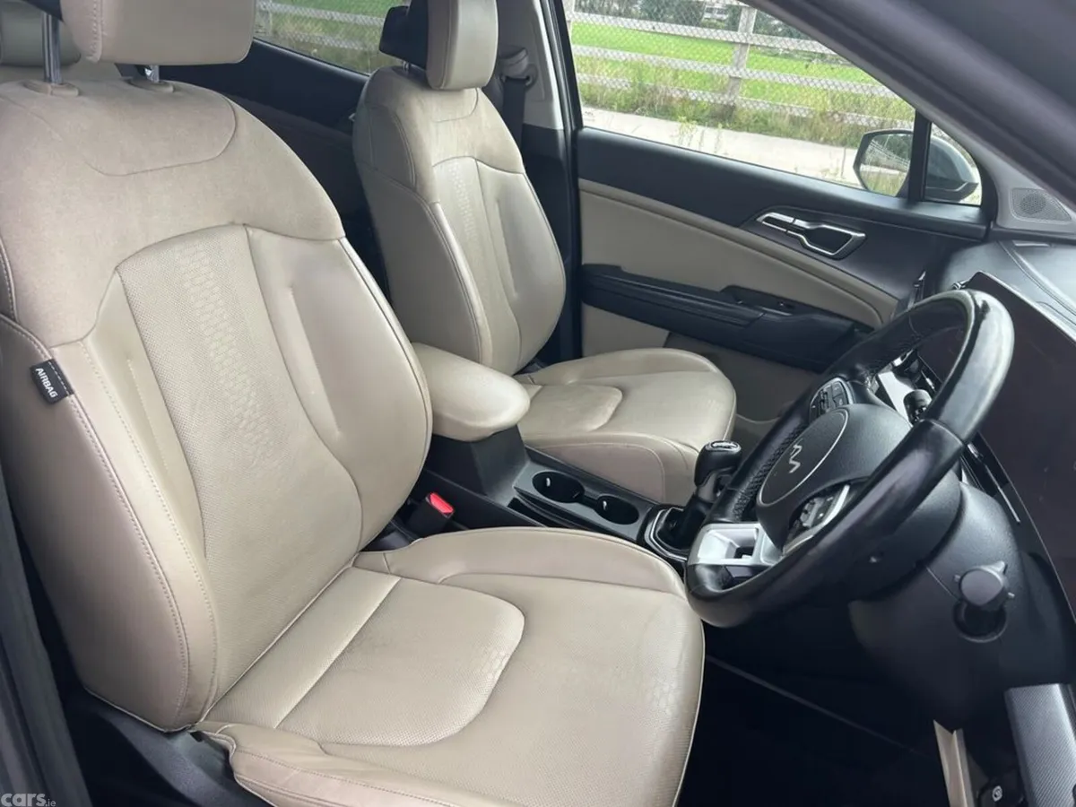 Kia Sportage SUV, Diesel, 2022, Grey