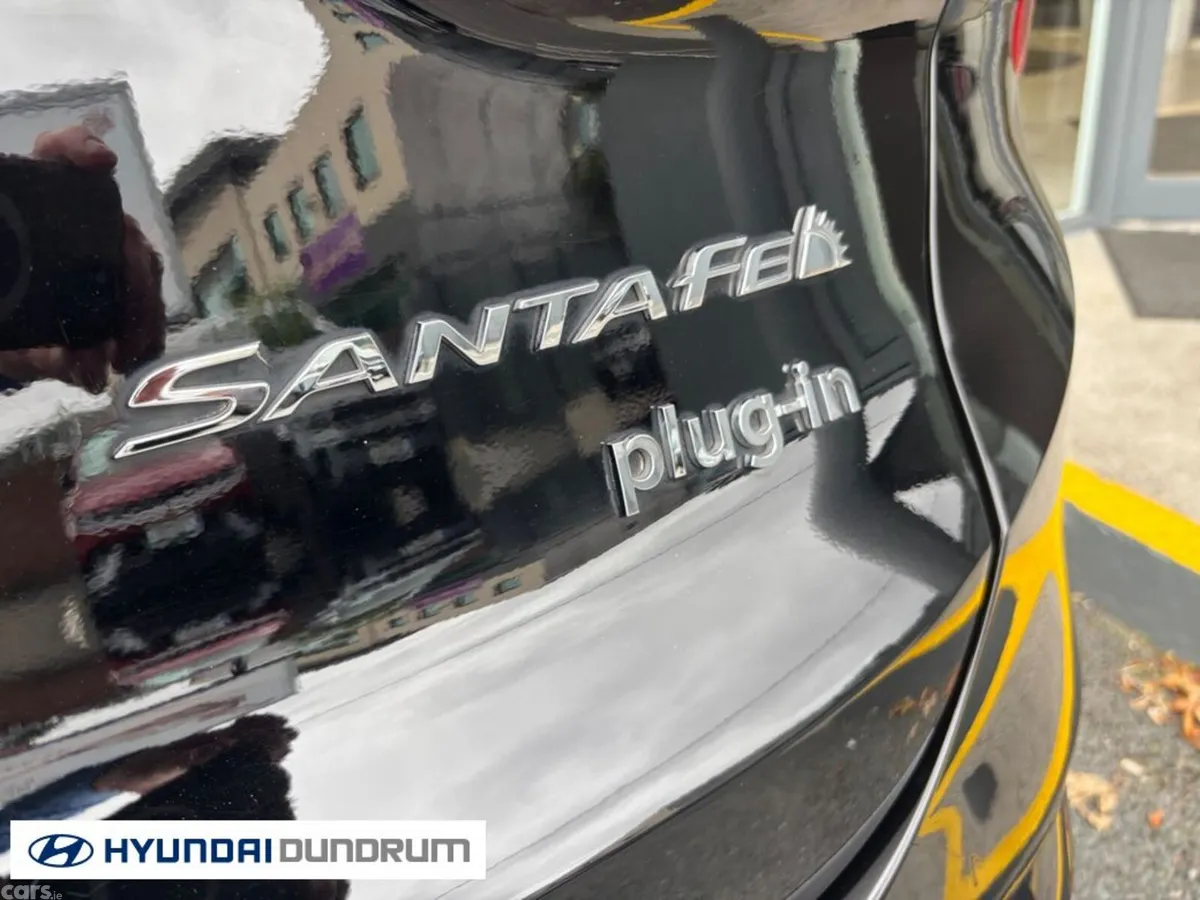 Hyundai Santa Fe Estate, Petrol Plug-in Hybrid, 2023, Black