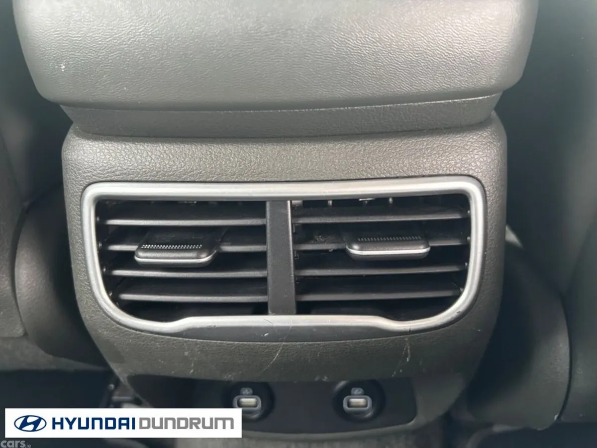 Hyundai Santa Fe Estate, Petrol Plug-in Hybrid, 2023, Black
