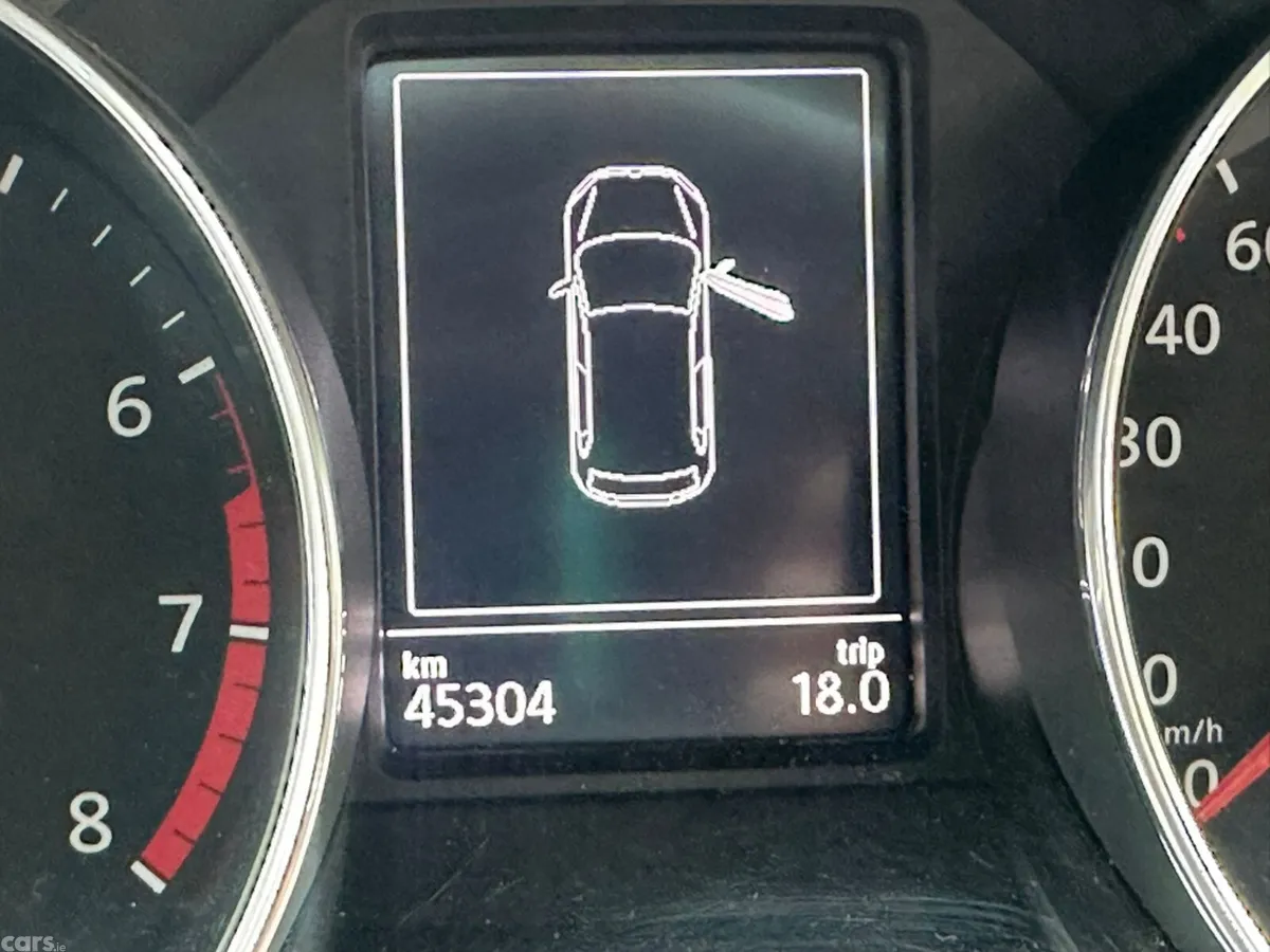 Volkswagen Polo Hatchback, Petrol, 2015, Brown