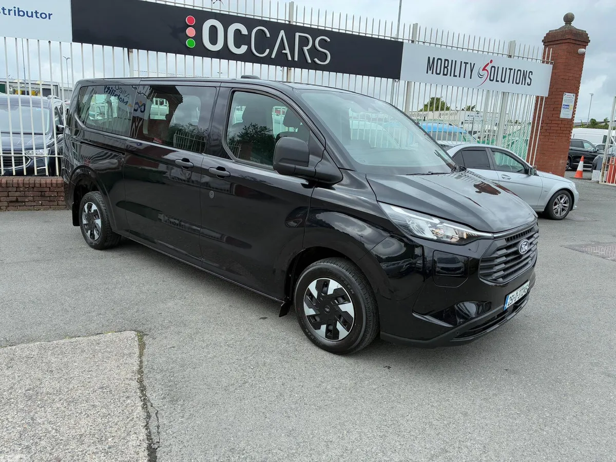 Ford Transit Custom MPV, Petrol Plug-in Hybrid, 2025, Black