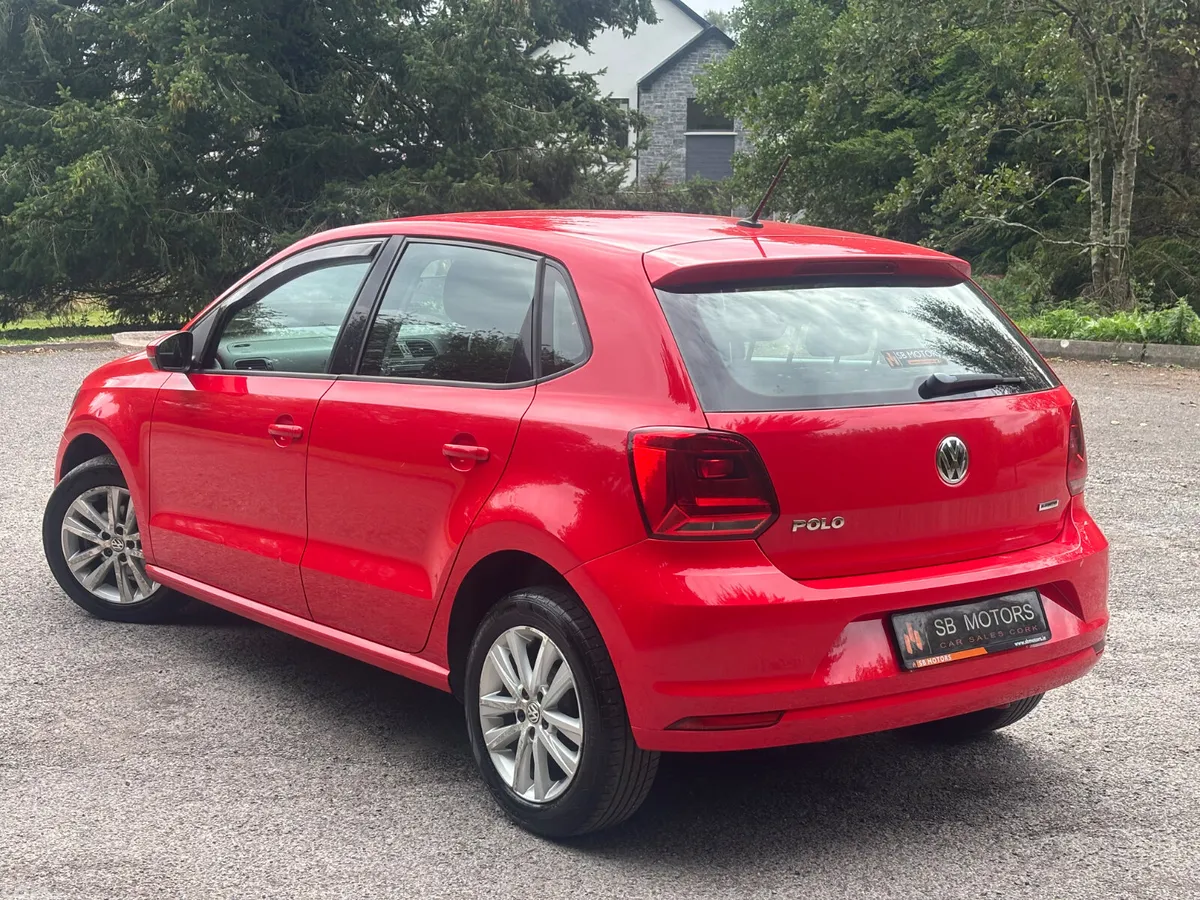 Volkswagen Polo Hatchback, Petrol, 2016, Red