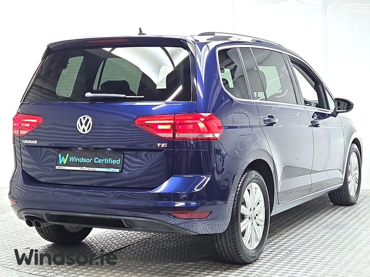 Volkswagen Touran MPV, Petrol, 2018, Blue