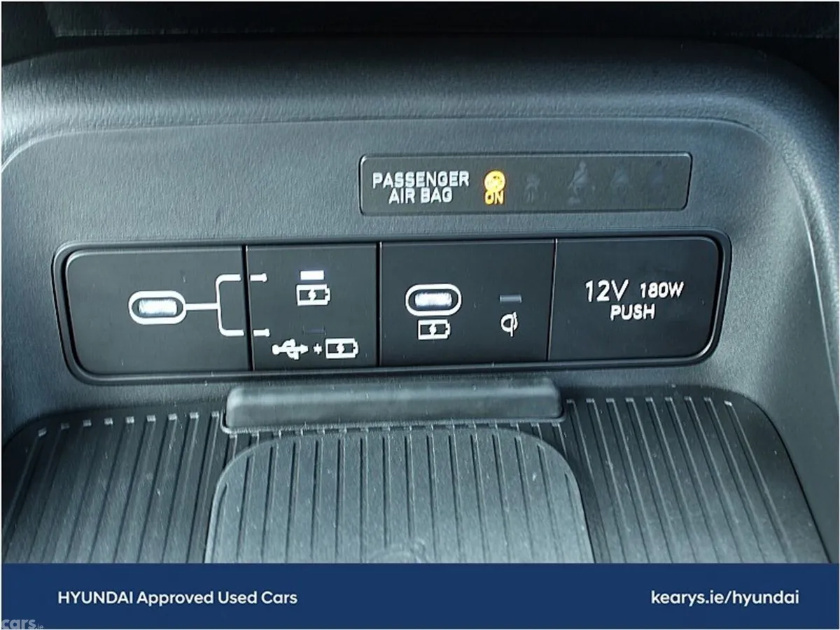 Hyundai KONA Hatchback, Petrol, 2026, White