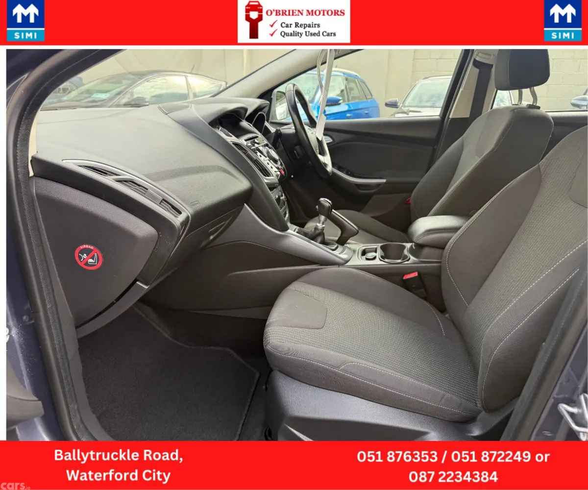 Ford Focus Hatchback, Petrol, 2013, Grey