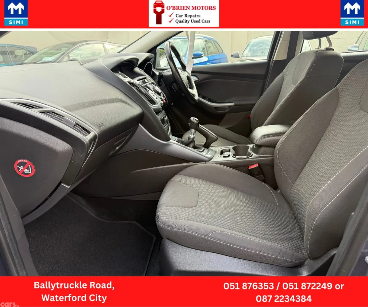 Ford Focus Hatchback, Petrol, 2013, Grey