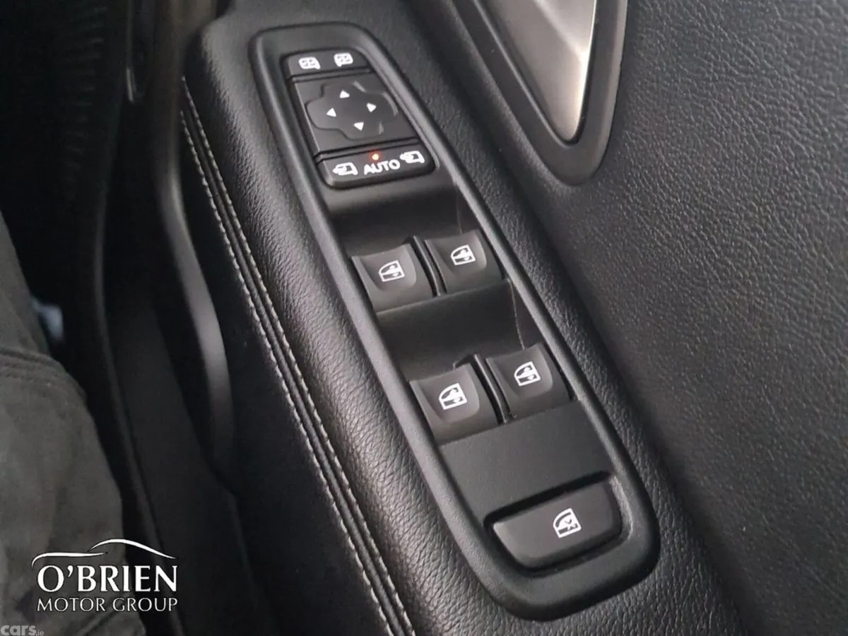 Dacia Duster SUV, Diesel, 2024, Grey