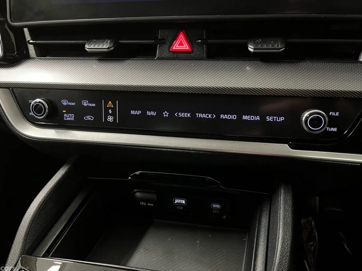 Kia Sportage SUV, Petrol Plug-in Hybrid, 2023, Grey