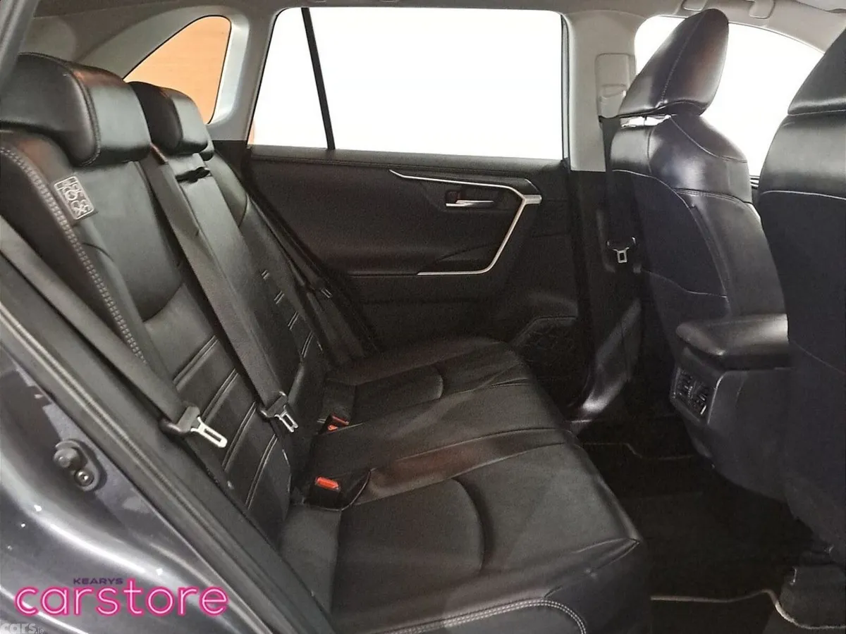 Toyota RAV4 SUV, Petrol Hybrid, 2022, Grey