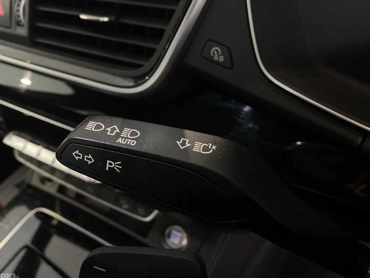 Audi Q5 SUV, Petrol Hybrid, 2023, Blue