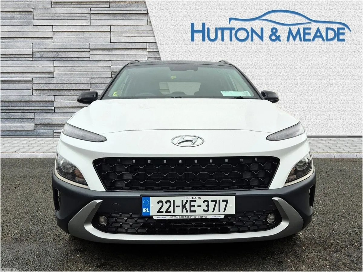 Hyundai KONA SUV, Petrol Hybrid, 2022, White