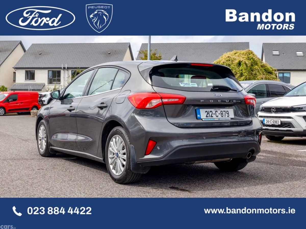 Ford Focus Hatchback, Diesel, 2021, Grey