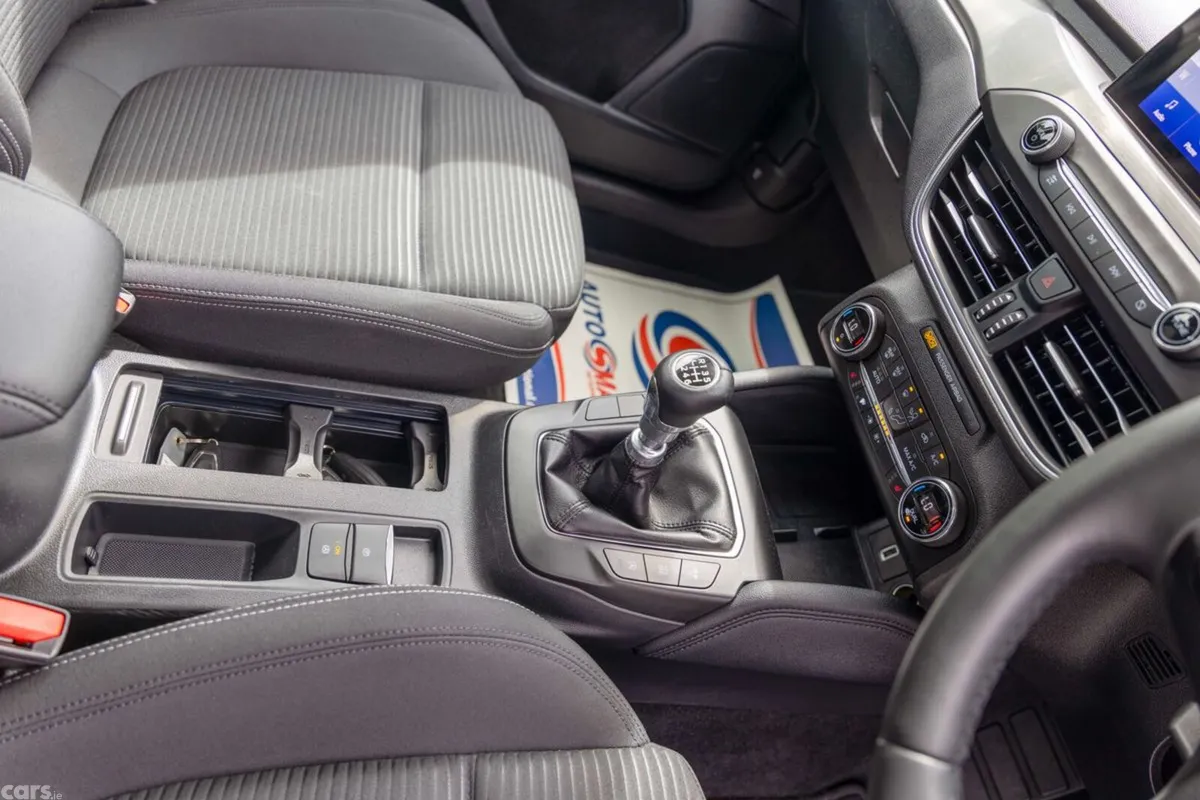 Ford Focus Hatchback, Diesel, 2021, Grey
