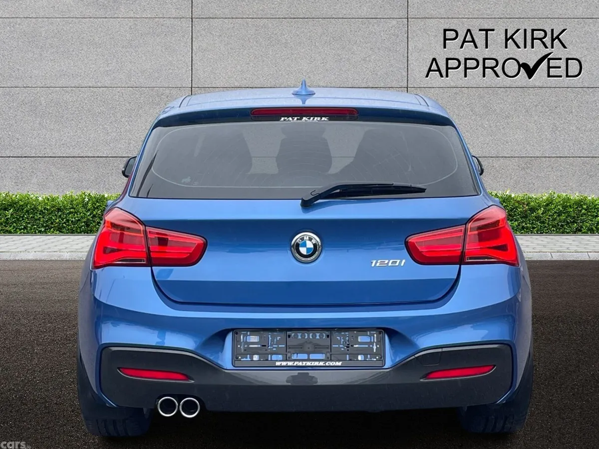 BMW 1-Series Hatchback, Petrol, 2018, Blue