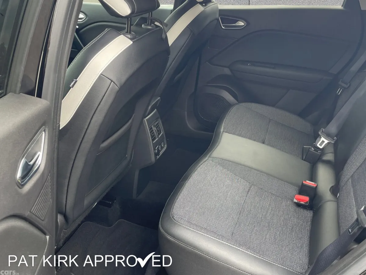 Renault Captur Hatchback, Petrol, 2020, Black