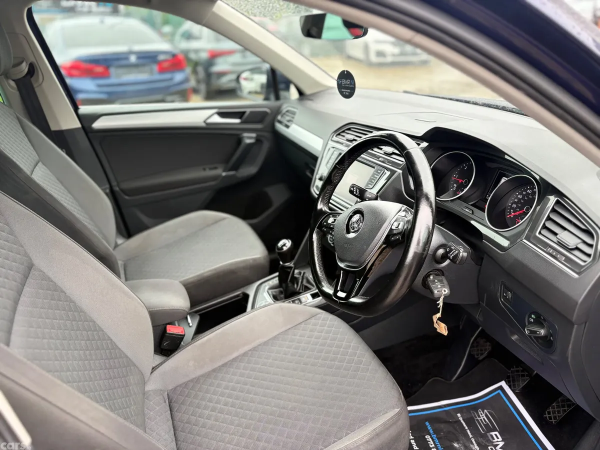 Volkswagen Tiguan SUV, Diesel, 2016, Blue