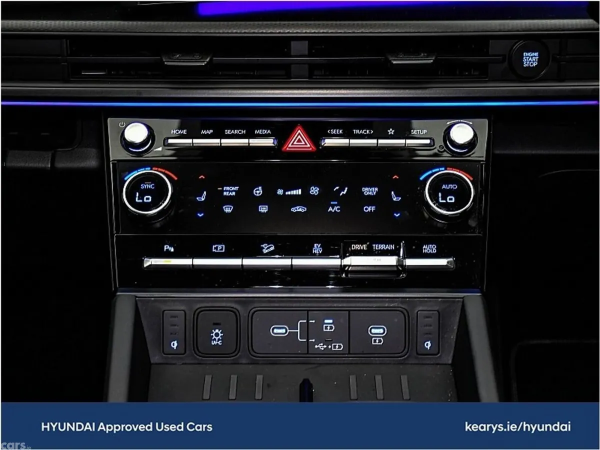 Hyundai Santa Fe MPV, Petrol Plug-in Hybrid, 2026, Silver