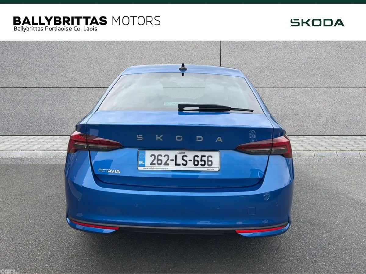 Skoda Octavia Saloon, Diesel, 2026, Blue