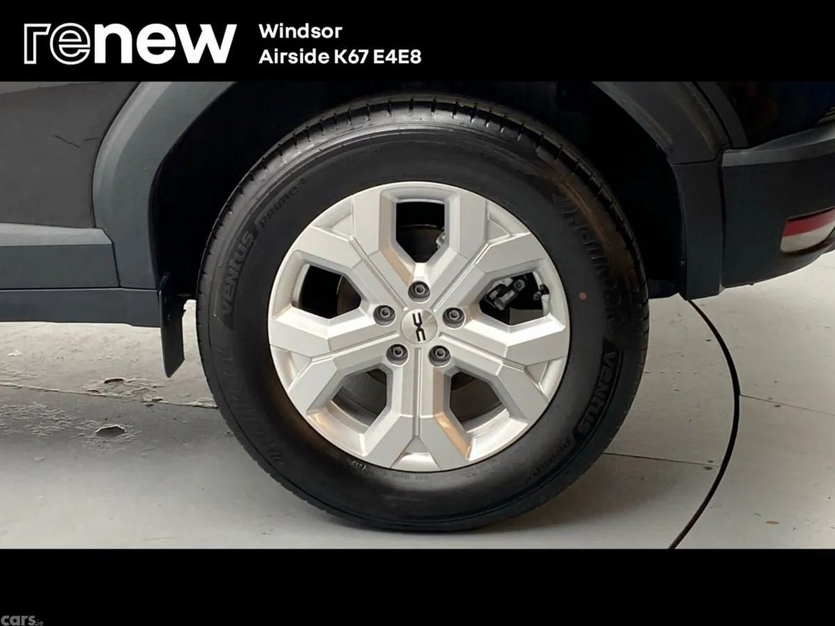 Dacia Duster SUV, Petrol Hybrid, 2026, Black