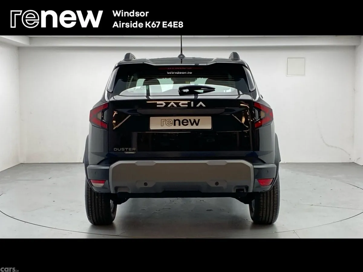 Dacia Duster SUV, Petrol Hybrid, 2026, Black