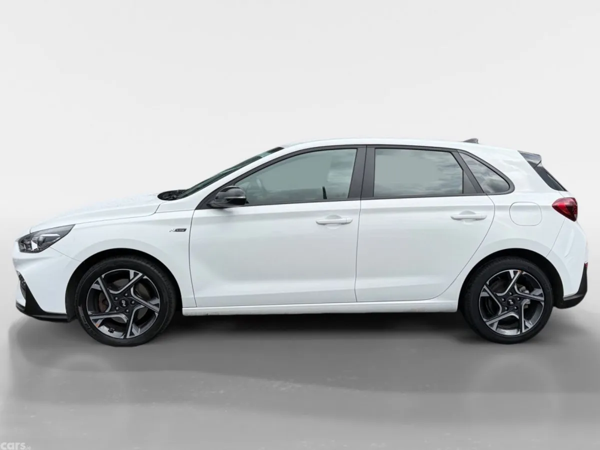 Hyundai i30 Hatchback, Petrol, 2024, White