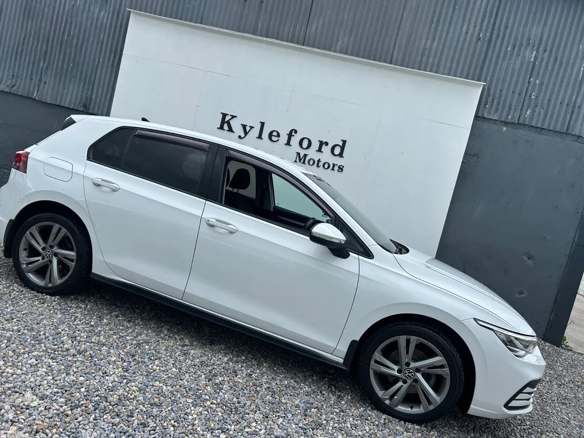Volkswagen Golf Estate, Diesel, 2021, White