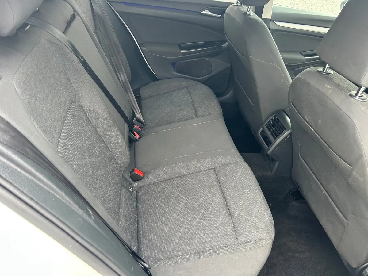 Volkswagen Golf Estate, Diesel, 2021, White