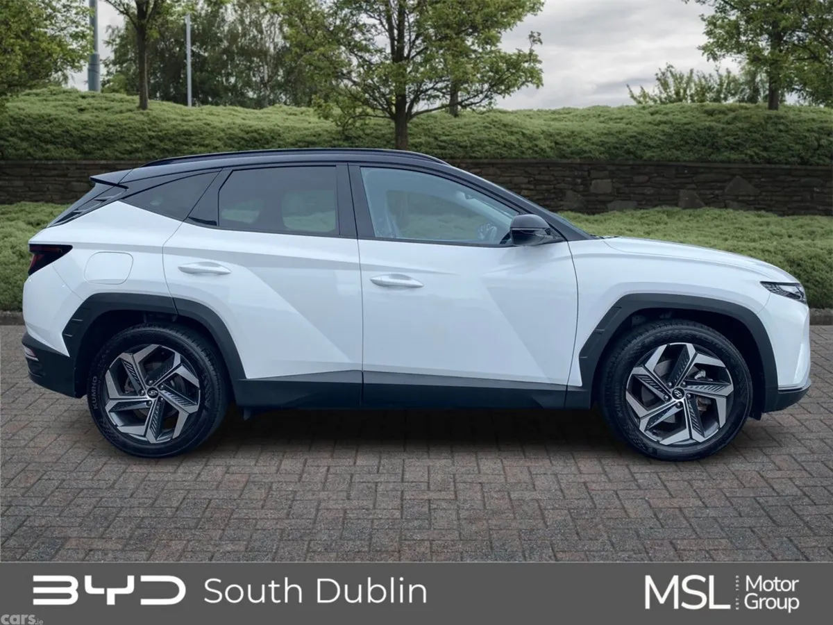 Hyundai Tucson SUV, Petrol Plug-in Hybrid, 2022, White