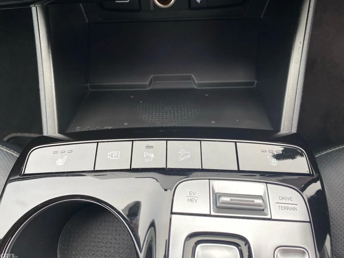 Hyundai Tucson SUV, Petrol Plug-in Hybrid, 2022, White