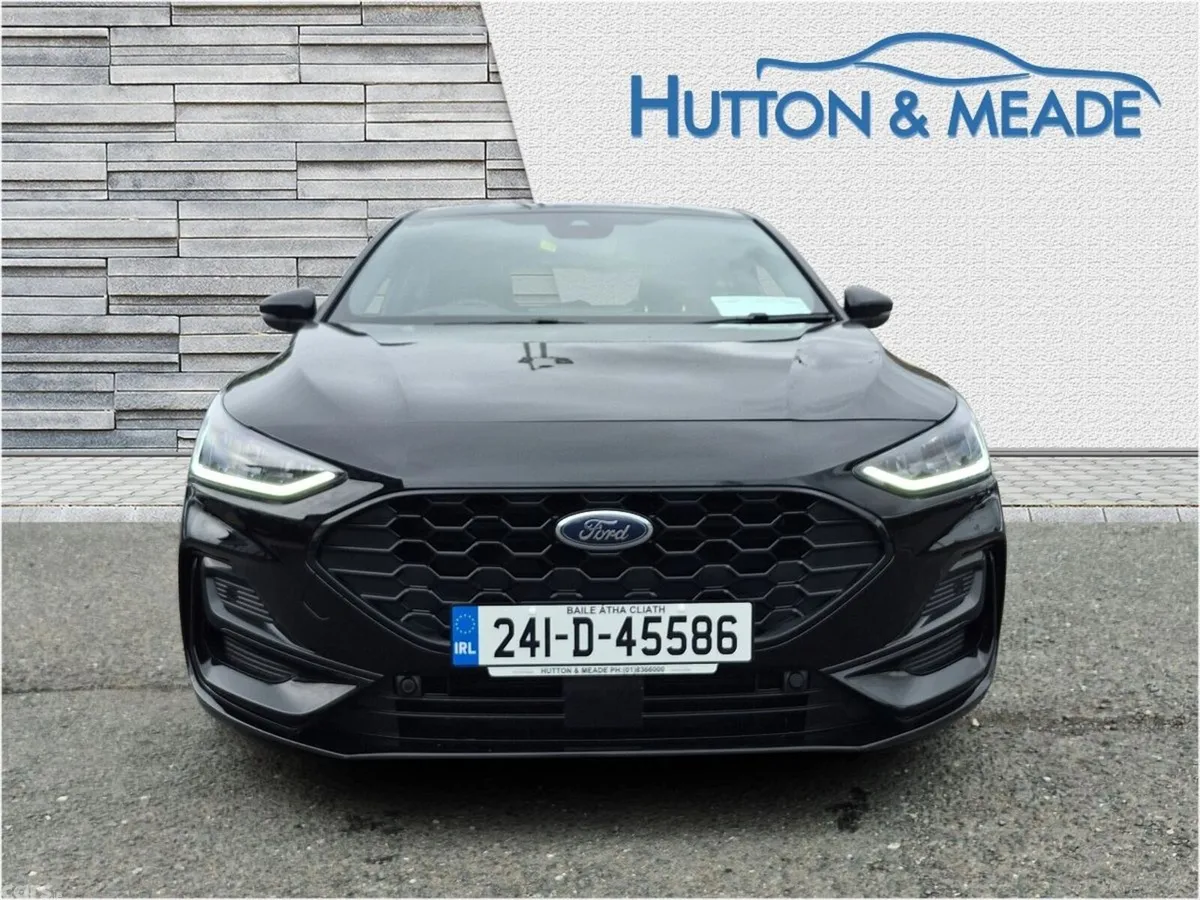 Ford Focus Hatchback, Diesel, 2024, Black