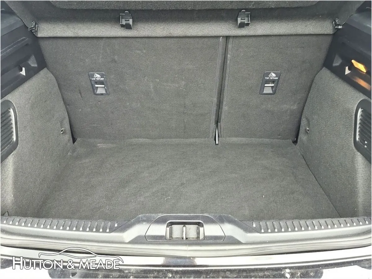 Ford Focus Hatchback, Diesel, 2024, Black